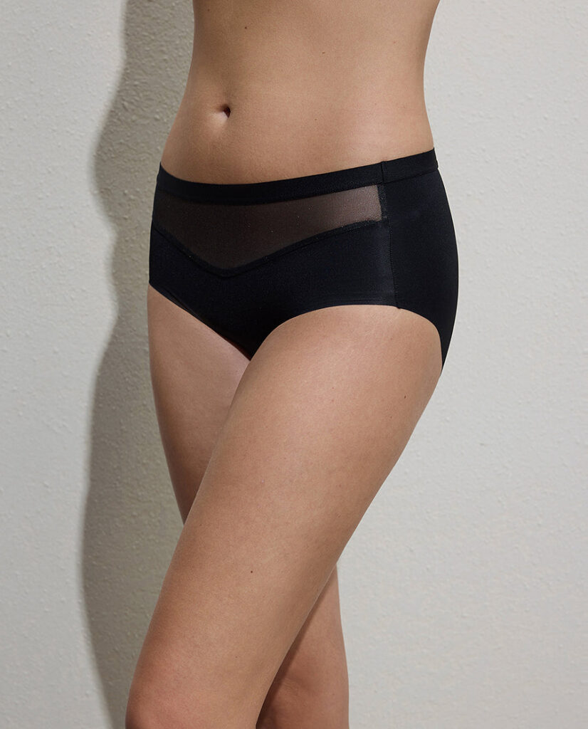 AIMER Sheer Seamless Mid-rise Boyshorts Overview 2026