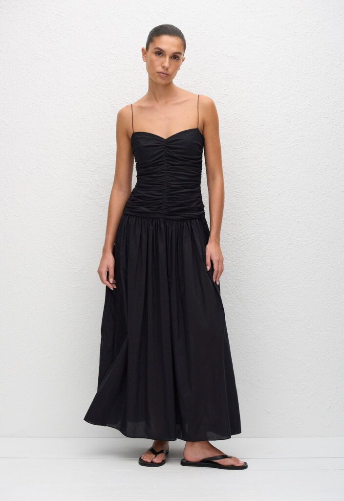 Gathered Drop Waist Dress – Black Review 2026