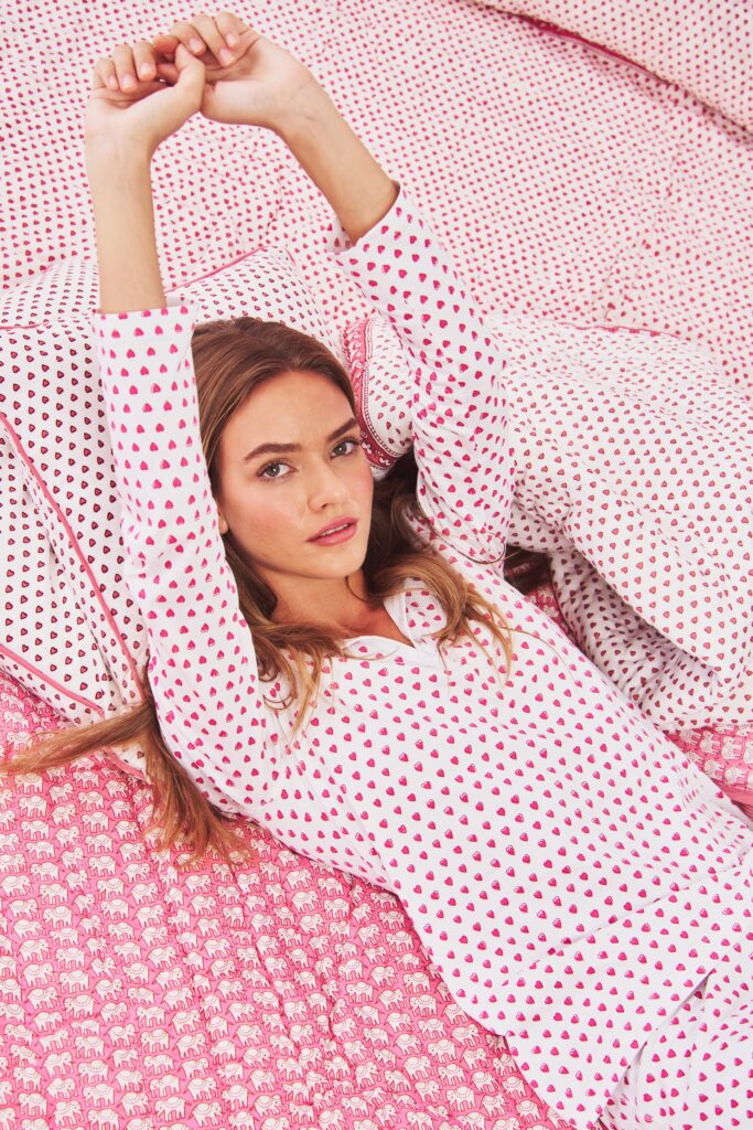 Hearts Pajamas – Overview & Review