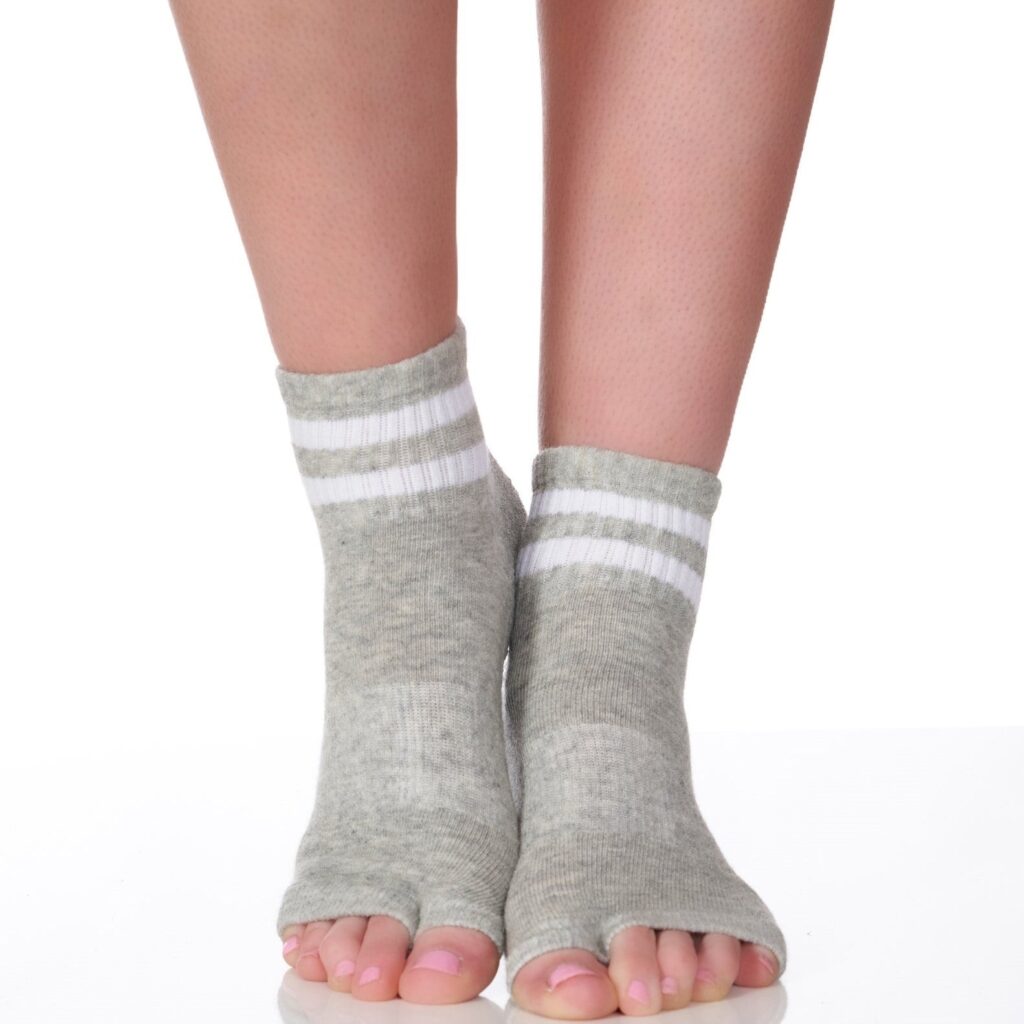 The Thompson Half Toe Sock – Grey Review 2026